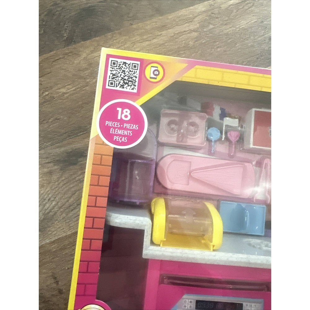 Barbie It Takes Two Café Playset with 18 Pastry Making Accessories HJY19 - NIB - Picture 3 of 5